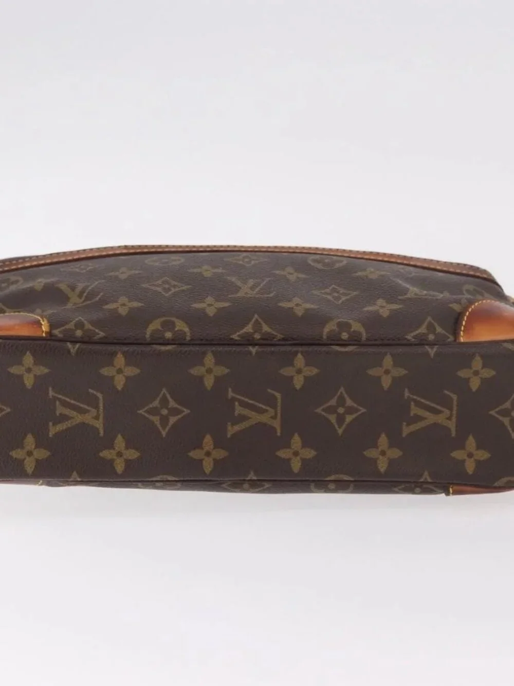 LOUIS VUITTON Monogram Compiegne 28 Clutch Bag M51845 LV Auth 186575